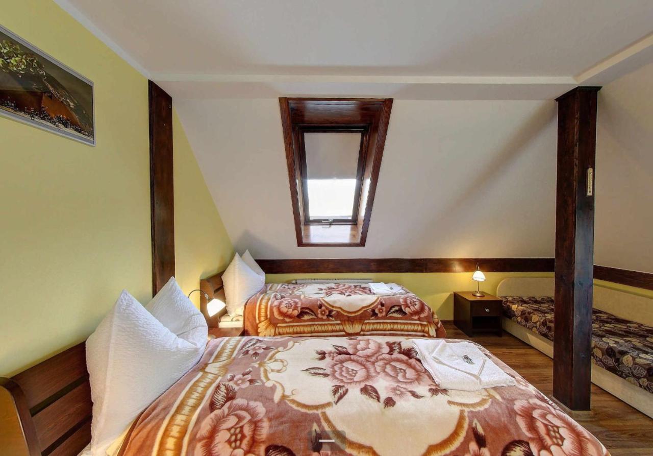 Villa Jura Pokoje Goscinne Zarki Bagian luar foto