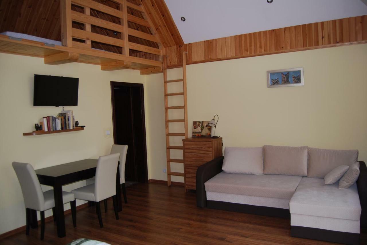 Villa Jura Pokoje Goscinne Zarki Bagian luar foto